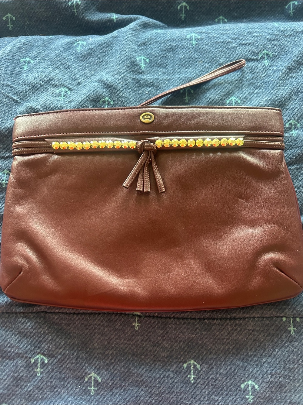 Vintage Etienne Aigner Burgundy Leather Wristlet Clutch Tassel & Gold Trim